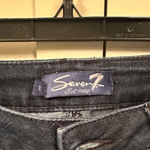 Seven7 Dark Blue Stretch Capri